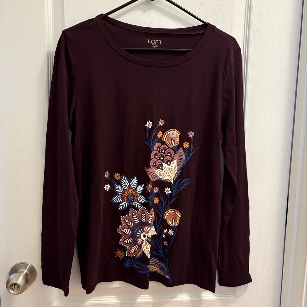 Burgundy paisley patterned loft long sleeve top
